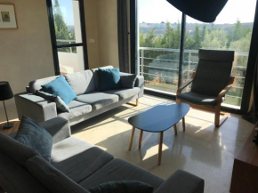 Appartement haut standing calme + piscines + WIFI
